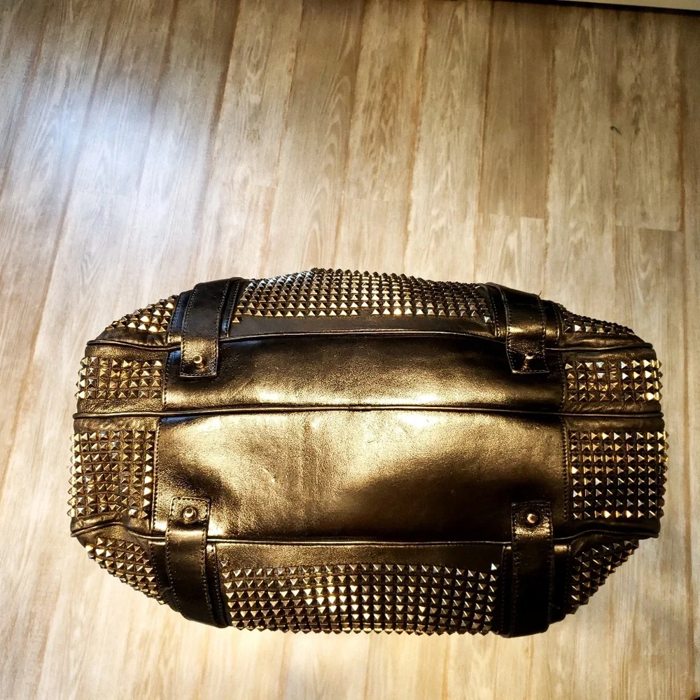 Burberry Prorsum Large Studded pyramid knight bag~ REPOSH - Picture 4 of 4